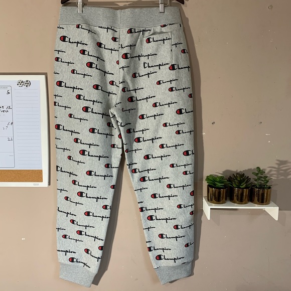 SOLD CHAMPION Reverse Weave Allover Script Logo - Picture 6 of 9